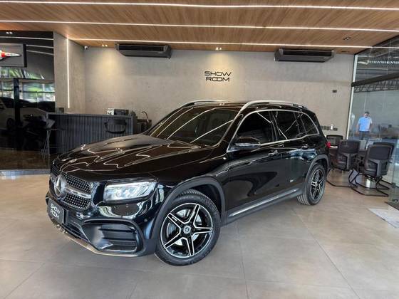 MERCEDES-BENZ GLB 220 2.0 MHEV AMG LINE 4MATIC 8G-DCT MERCEDES-BENZ GLB 220 2.0 MHEV AMG LINE 4MATIC 8G-DCT